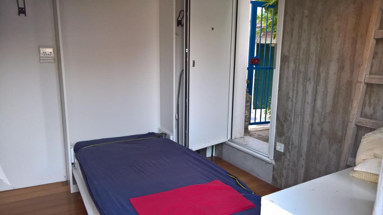 Under The Acropolis, Tiny Room, Big Terrace Appartement *